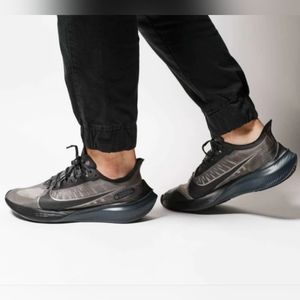 Men’s Nike Zoom Black/Anthracite/Metallic Pewter/Cool Grey sneakers  size 9.5